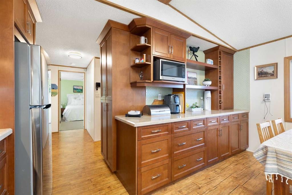 









245042


Range Road 251

Range,
Rural Wheatland County,




AB
T0J0P1

