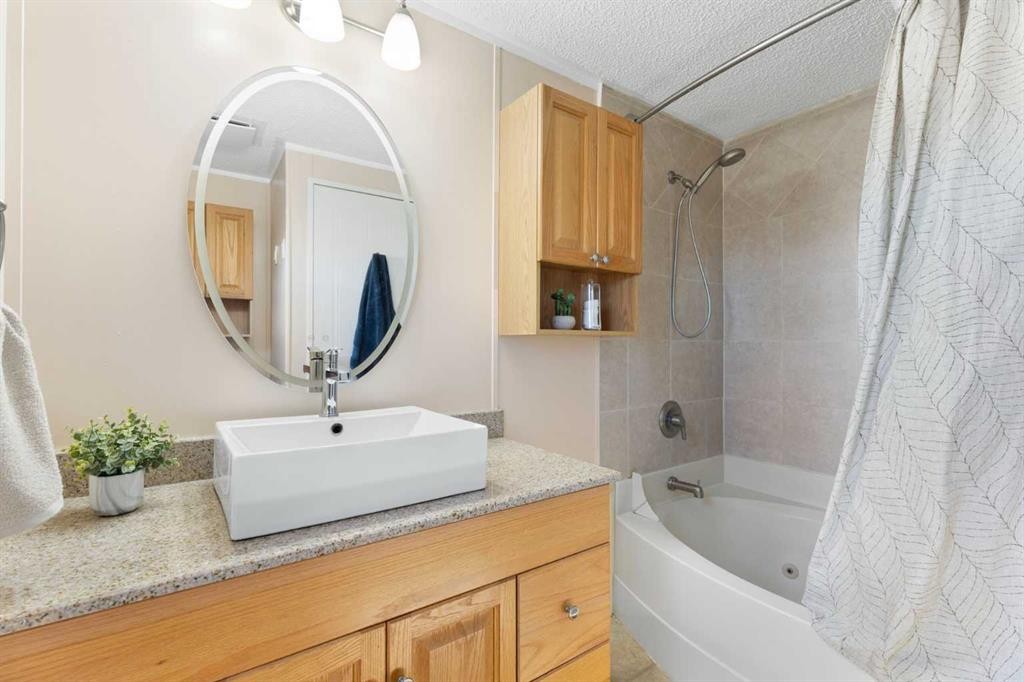 









245042


Range Road 251

Range,
Rural Wheatland County,




AB
T0J0P1

