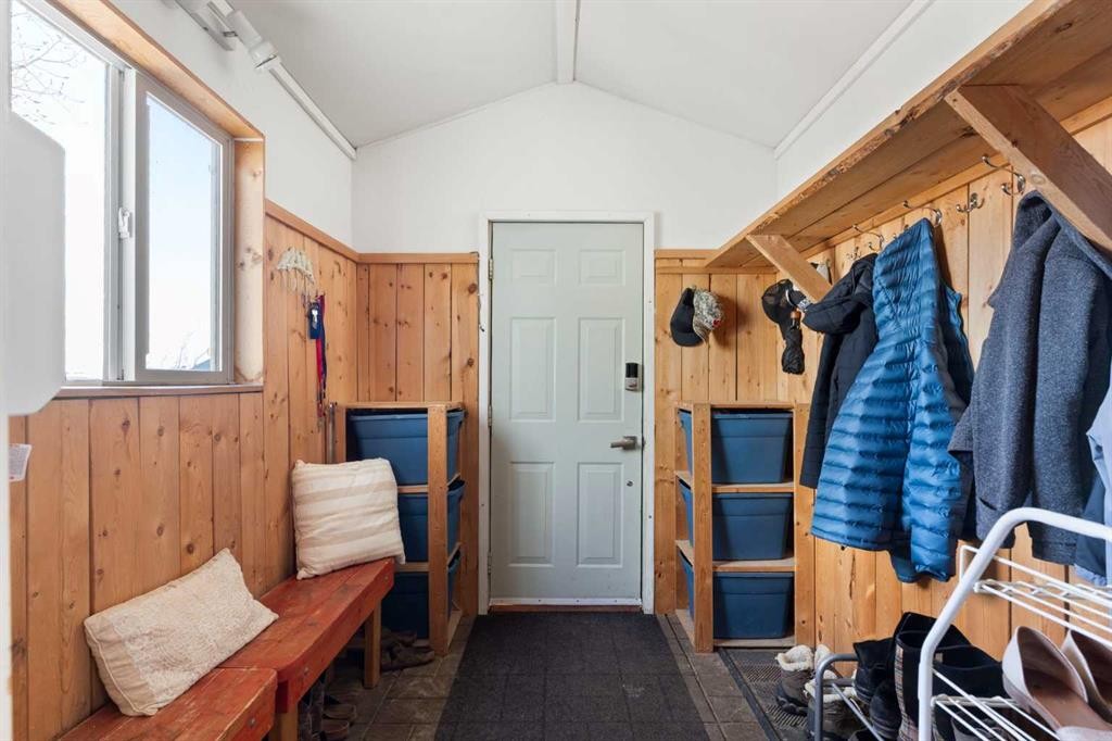 









245042


Range Road 251

Range,
Rural Wheatland County,




AB
T0J0P1

