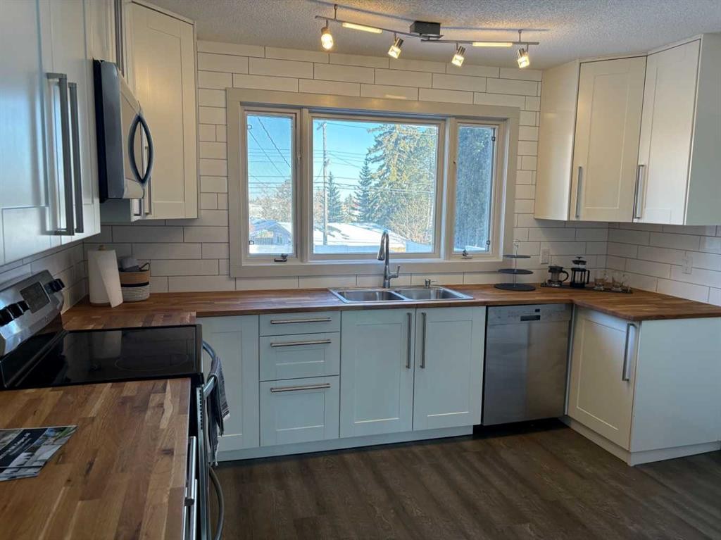 









10212


7

Street Southwest,
Calgary,




AB
T2W 0G3

