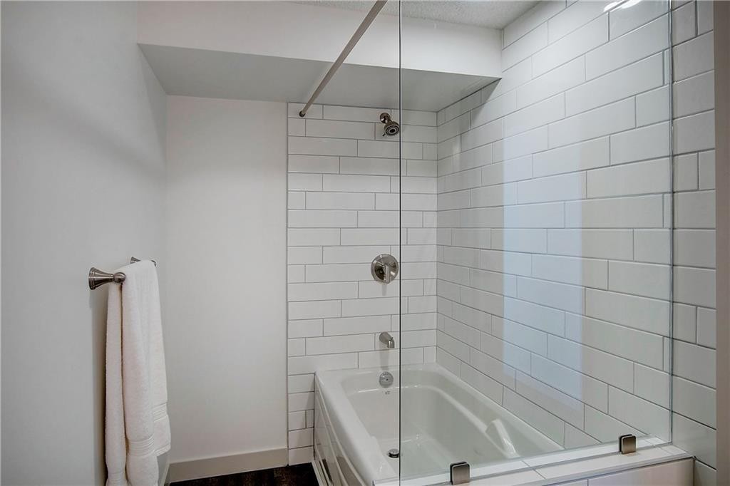 









10212


7

Street Southwest,
Calgary,




AB
T2W 0G3

