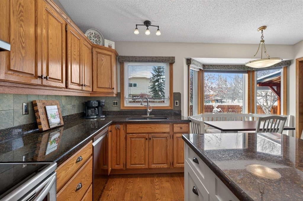 









204


Sunrise

Circle Southeast,
Calgary,




AB
T2X 2Z8

