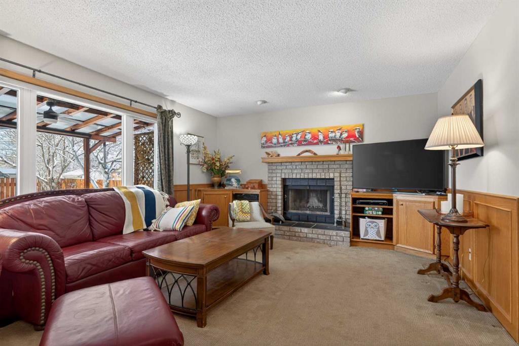 









204


Sunrise

Circle Southeast,
Calgary,




AB
T2X 2Z8

