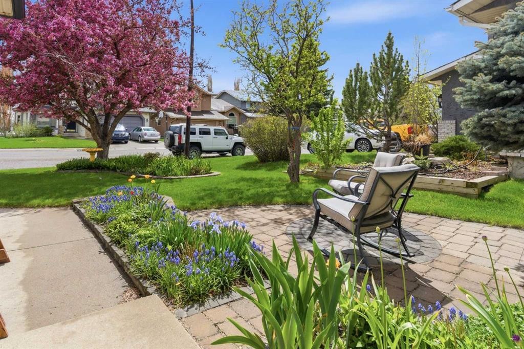 









204


Sunrise

Circle Southeast,
Calgary,




AB
T2X 2Z8

