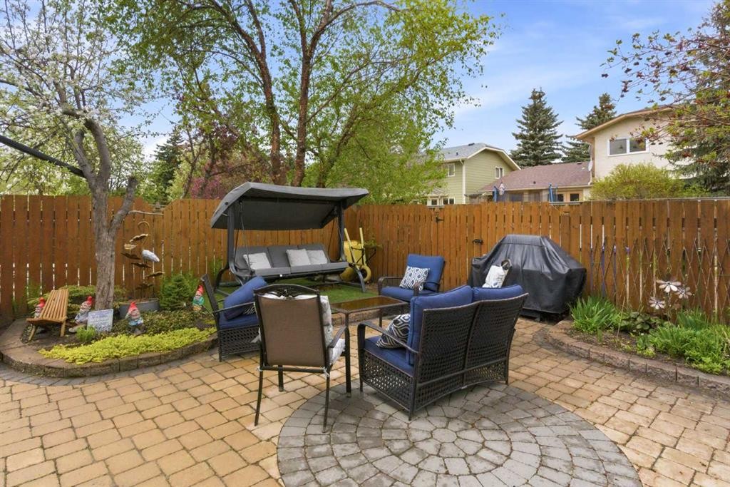 









204


Sunrise

Circle Southeast,
Calgary,




AB
T2X 2Z8

