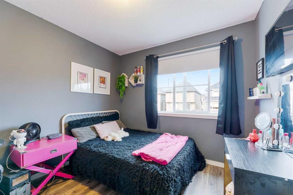 









71


Sunset

Road,
Cochrane,




AB
T4C 0H4

