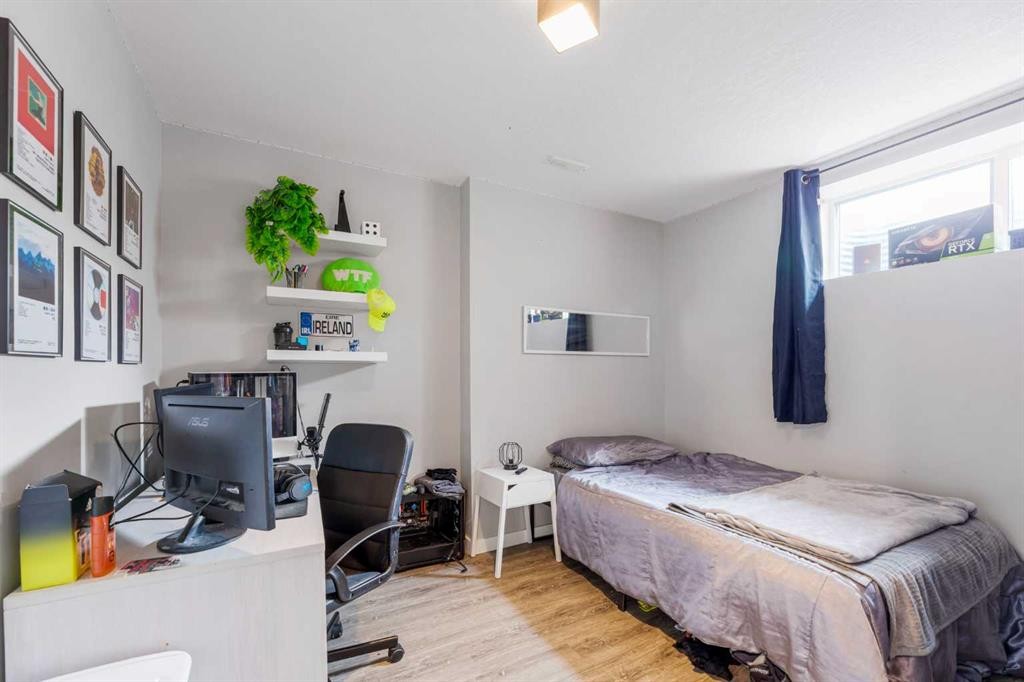 









71


Sunset

Road,
Cochrane,




AB
T4C 0H4

