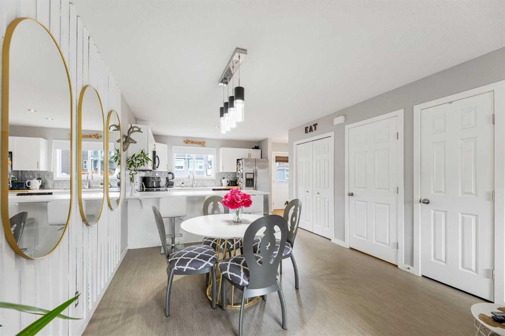 









71


Sunset

Road,
Cochrane,




AB
T4C 0H4

