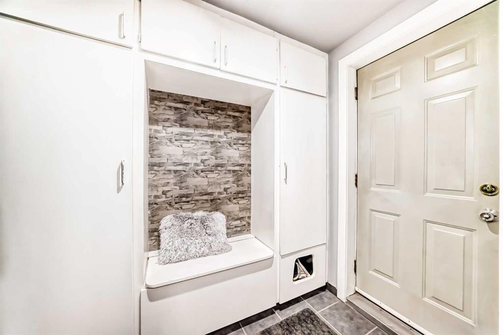 









2517


36

Street Southeast,
Calgary,




AB
T2B 0Y2

