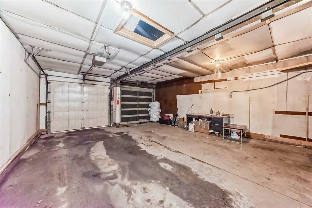 









2517


36

Street Southeast,
Calgary,




AB
T2B 0Y2

