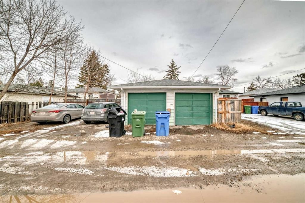









2517


36

Street Southeast,
Calgary,




AB
T2B 0Y2

