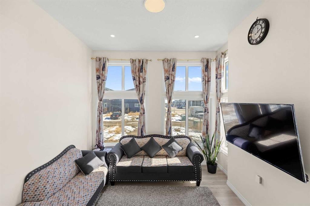 









6


Corner Glen

Common Northeast,
Calgary,




AB
T3N 2L5

