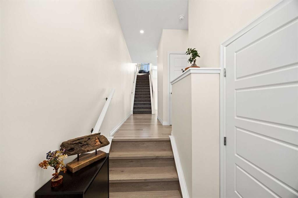 









6


Corner Glen

Common Northeast,
Calgary,




AB
T3N 2L5

