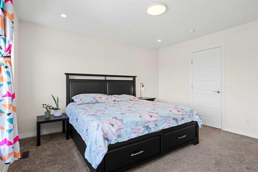 









6


Corner Glen

Common Northeast,
Calgary,




AB
T3N 2L5

