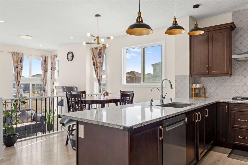 









6


Corner Glen

Common Northeast,
Calgary,




AB
T3N 2L5

