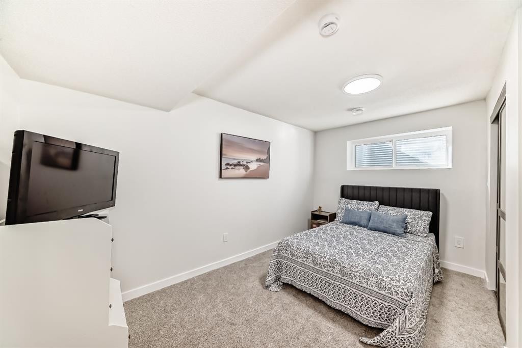 









37


Legacy Glen

Point Southeast,
Calgary,




AB
T2X 4T2

