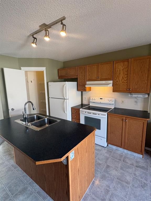 









240


Prestwick

Way Southeast,
Calgary,




AB
T2Z 2Z5

