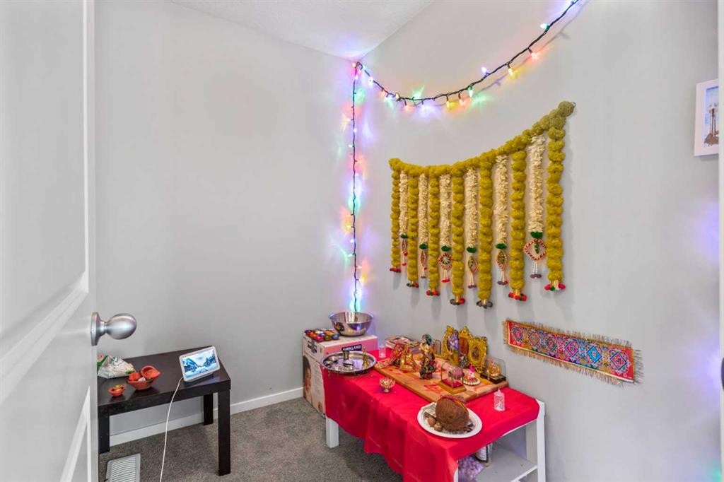 









9121


52

Street Northeast,
Calgary,




AB
T3J 0V5

