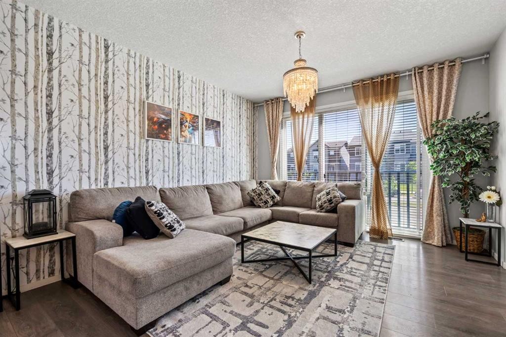 









9121


52

Street Northeast,
Calgary,




AB
T3J 0V5

