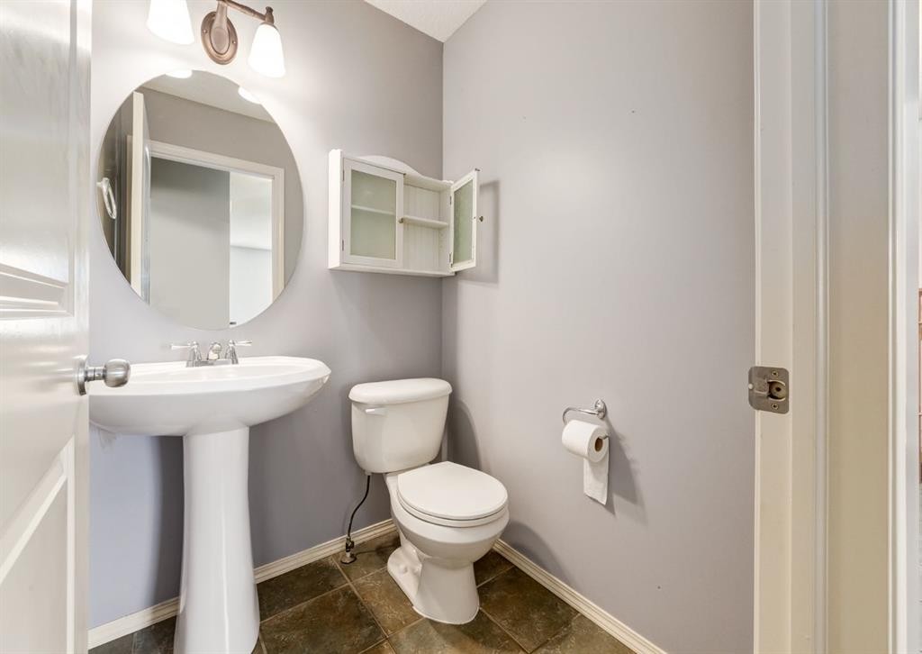 









113


Luxstone

Green Southwest,
Airdrie,




AB
T4B3B9

