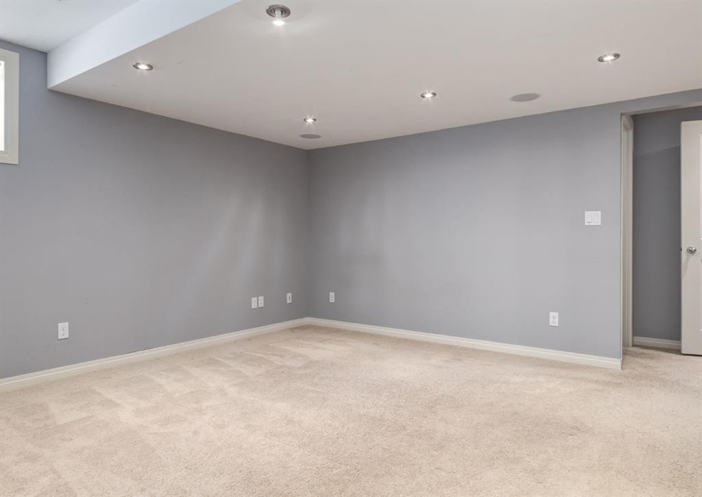 









113


Luxstone

Green Southwest,
Airdrie,




AB
T4B3B9

