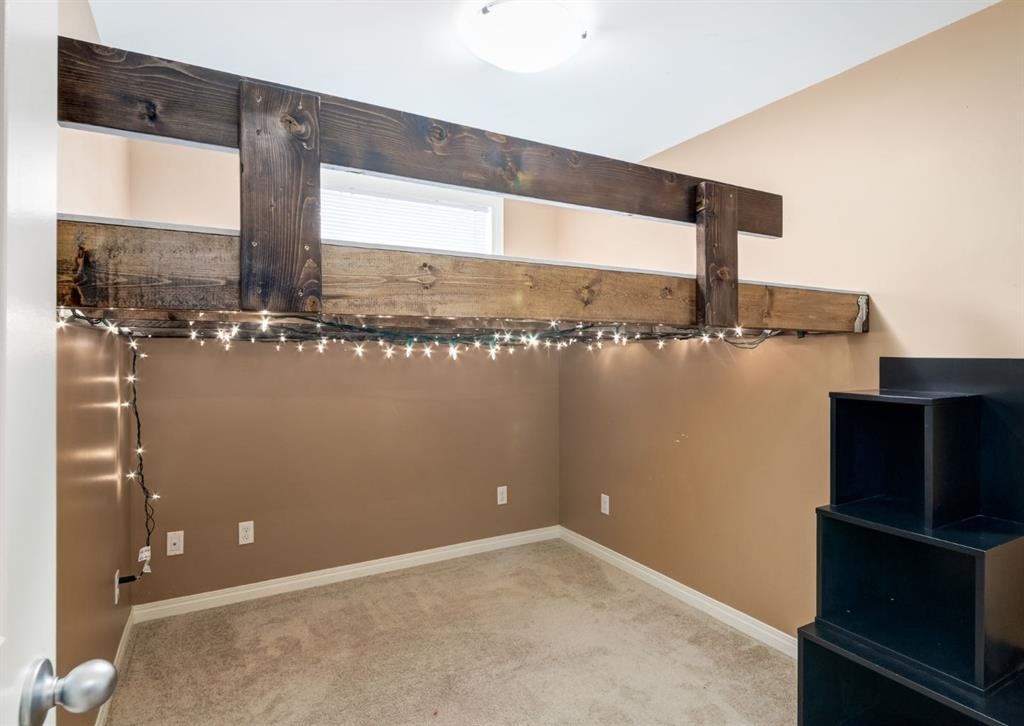 









113


Luxstone

Green Southwest,
Airdrie,




AB
T4B3B9

