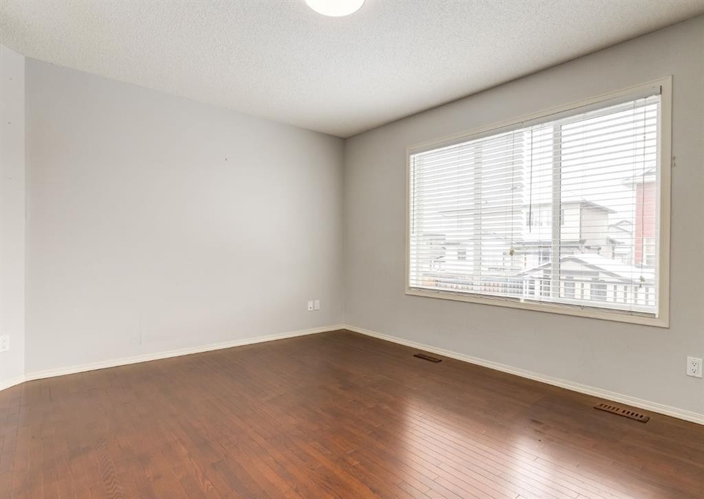 









113


Luxstone

Green Southwest,
Airdrie,




AB
T4B3B9

