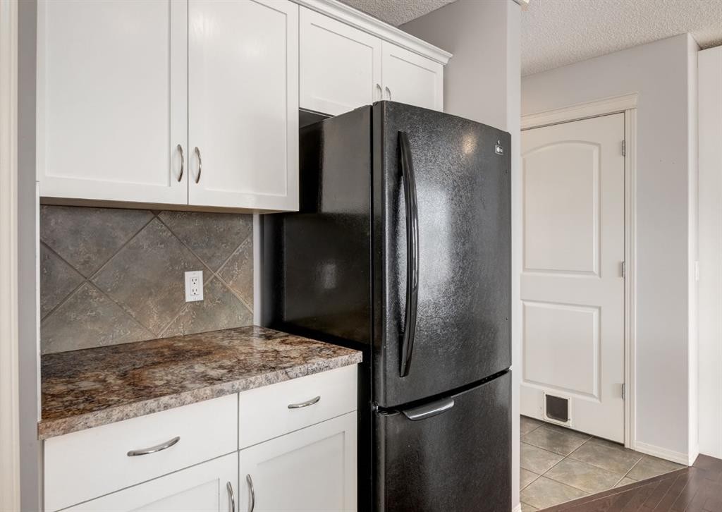 









113


Luxstone

Green Southwest,
Airdrie,




AB
T4B3B9

