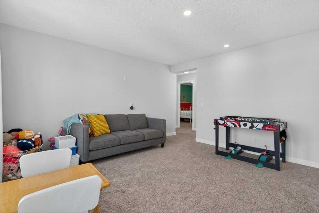 









1091


Brightoncrest

Green Southeast,
Calgary,




AB
T2Z 1G8

