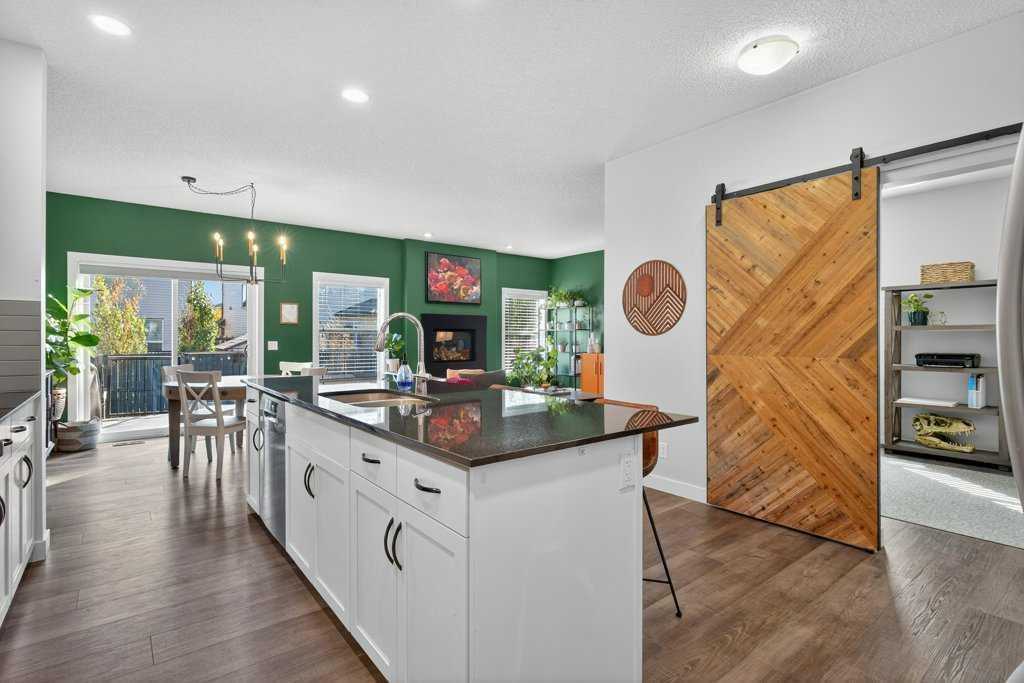 









1091


Brightoncrest

Green Southeast,
Calgary,




AB
T2Z 1G8

