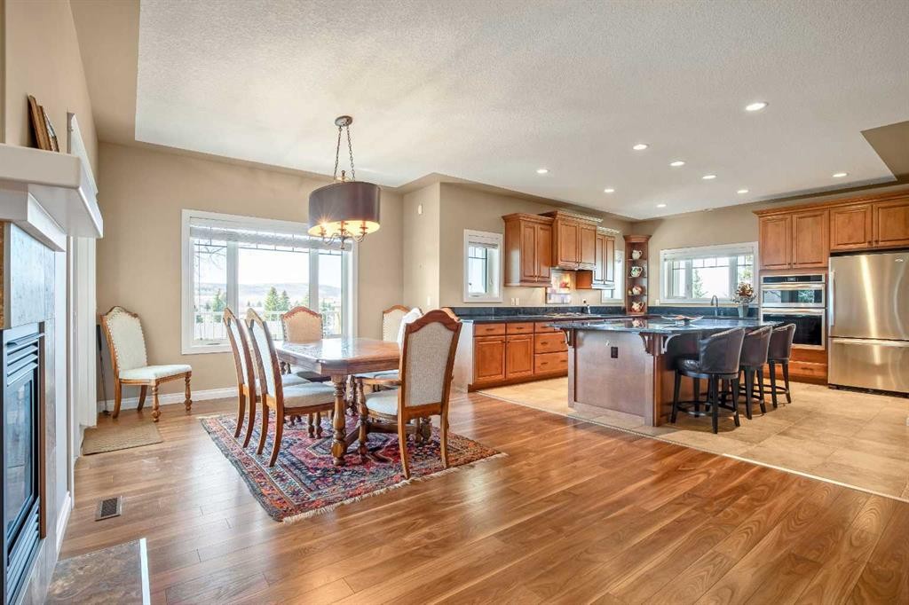 









341


1

Avenue Southeast,
Diamond Valley,




AB
T0L 0H0

