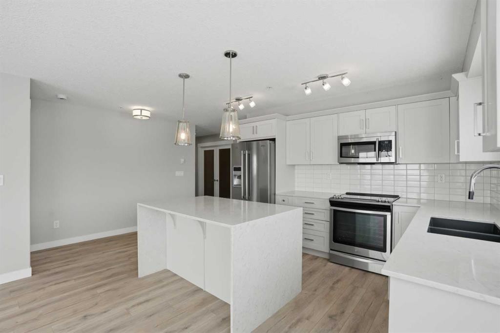 









450


Sage Valley

Drive Northwest, 4302,
Calgary,




AB
T3R 0V5

