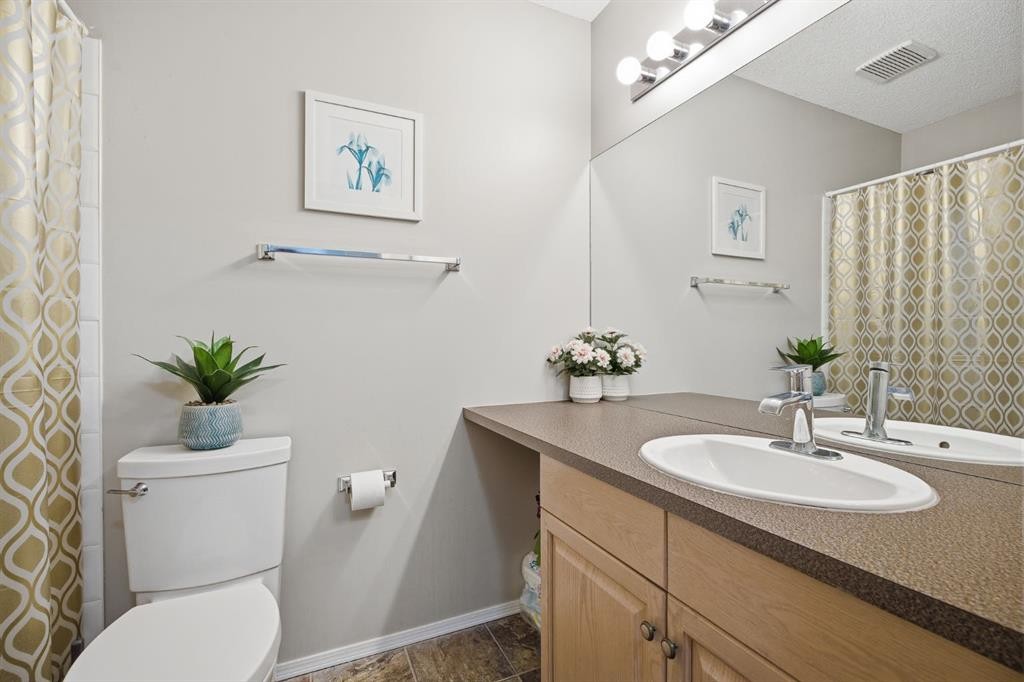 









216


Valley Ridge

Heights Northwest,
Calgary,




AB
T3B 5T3

