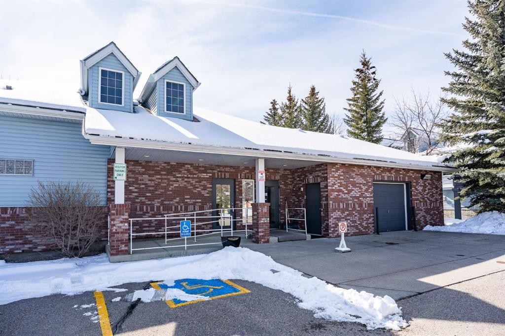 









216


Valley Ridge

Heights Northwest,
Calgary,




AB
T3B 5T3


