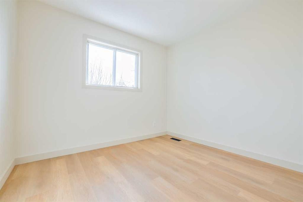









264


Cedarwood

Park Southwest,
Calgary,




AB
T2W 5X6

