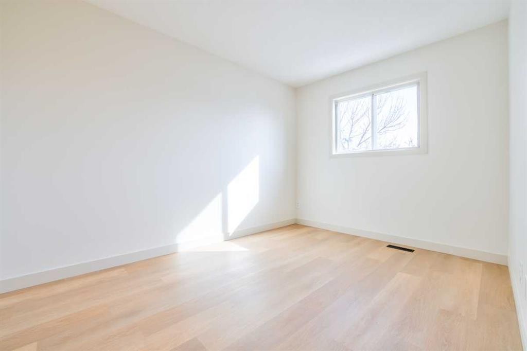 









264


Cedarwood

Park Southwest,
Calgary,




AB
T2W 5X6


