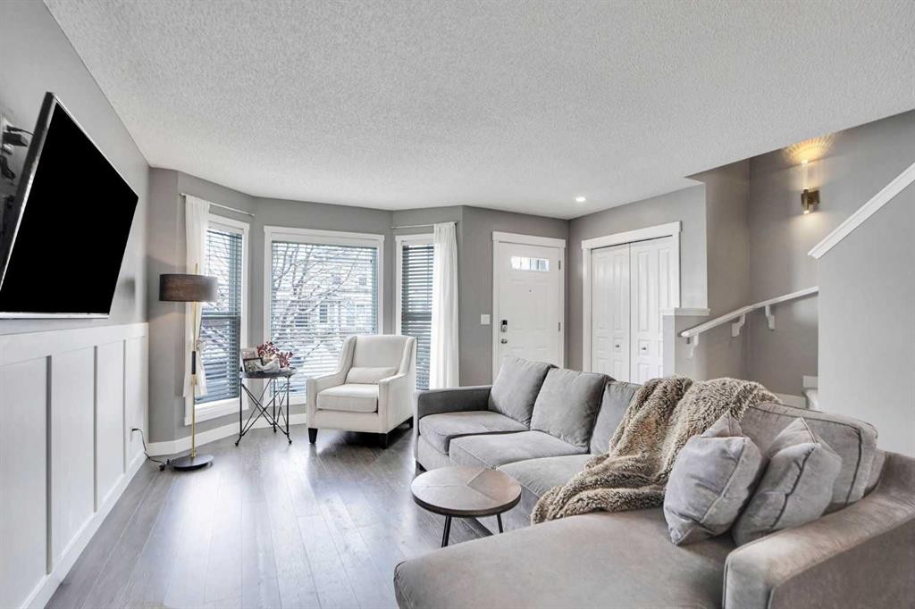 









184


Cramond

Green Southeast,
Calgary,




AB
T3M 1B7

