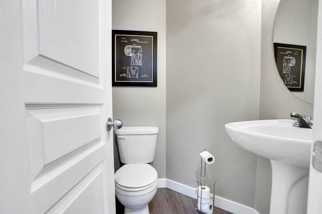 









184


Cramond

Green Southeast,
Calgary,




AB
T3M 1B7

