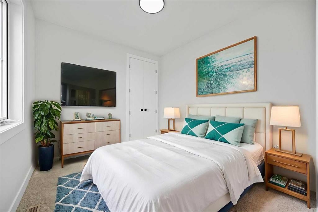 









196


Saddlelake

Manor Northeast,
Calgary,




AB
T3J2L5

