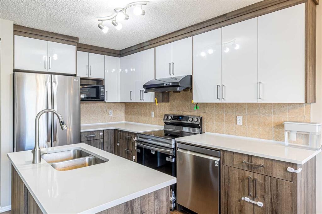 









112


Covepark

Rise Northeast,
Calgary,




AB
T3K 6G2

