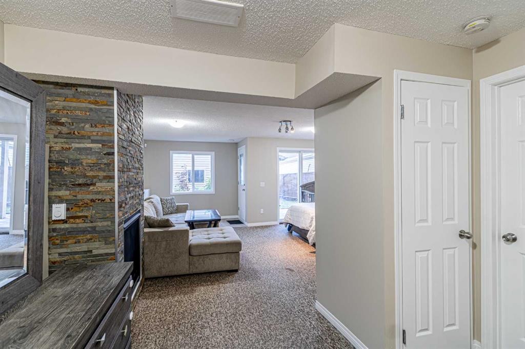 









112


Covepark

Rise Northeast,
Calgary,




AB
T3K 6G2

