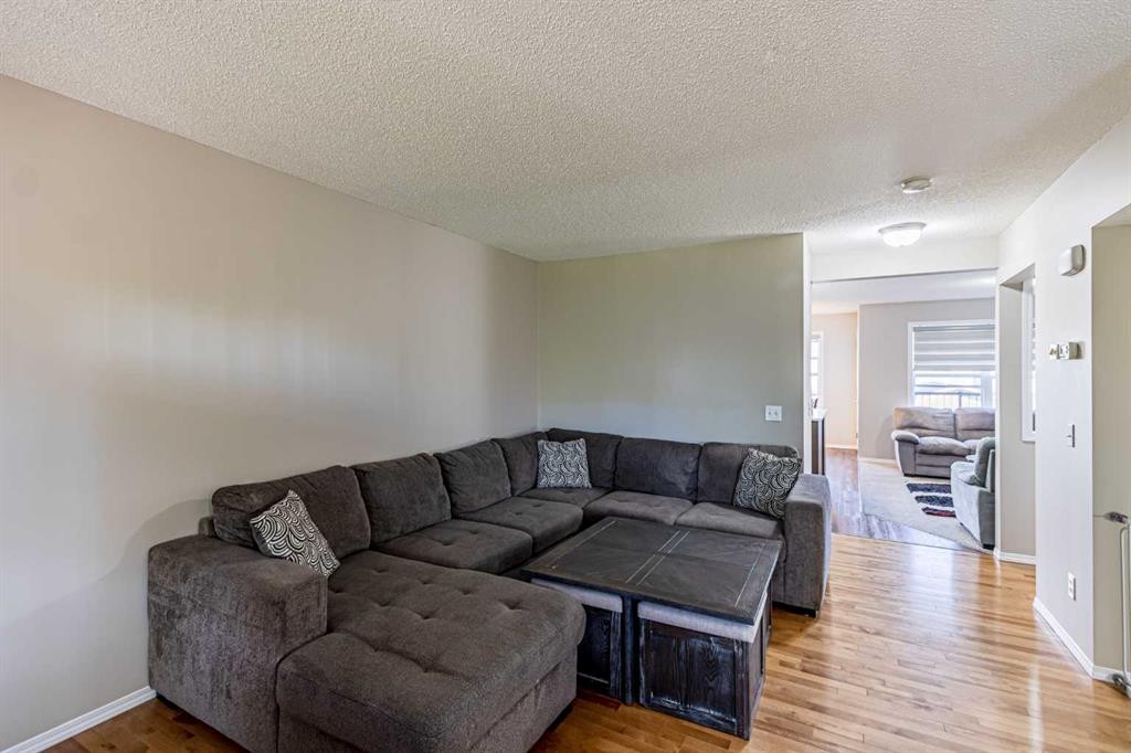 









112


Covepark

Rise Northeast,
Calgary,




AB
T3K 6G2


