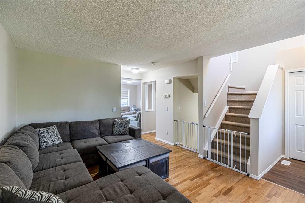 









112


Covepark

Rise Northeast,
Calgary,




AB
T3K 6G2


