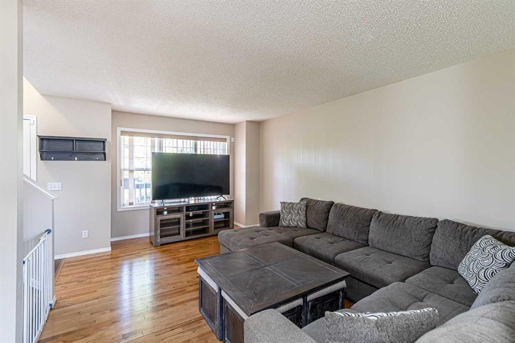 









112


Covepark

Rise Northeast,
Calgary,




AB
T3K 6G2

