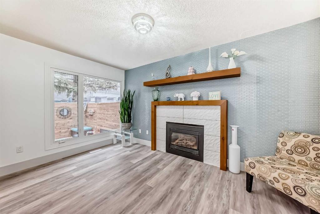 









36


Glamis

Green Southwest, 117,
Calgary,




AB
T3E6V1

