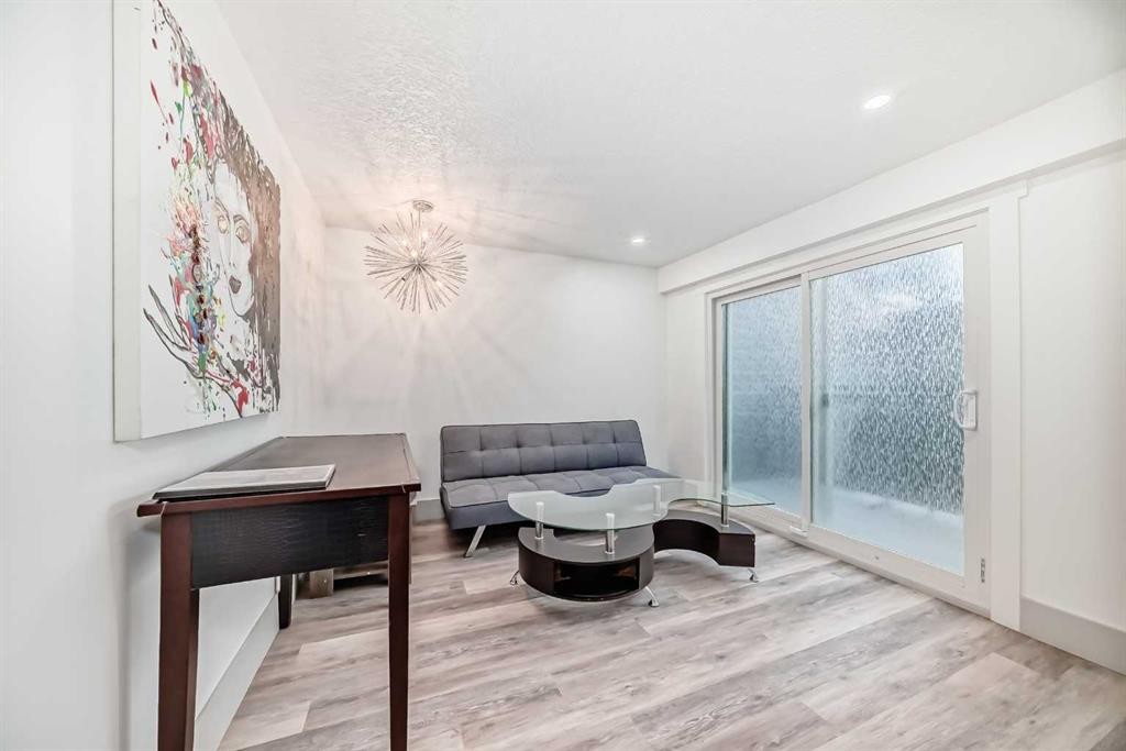 









36


Glamis

Green Southwest, 117,
Calgary,




AB
T3E6V1


