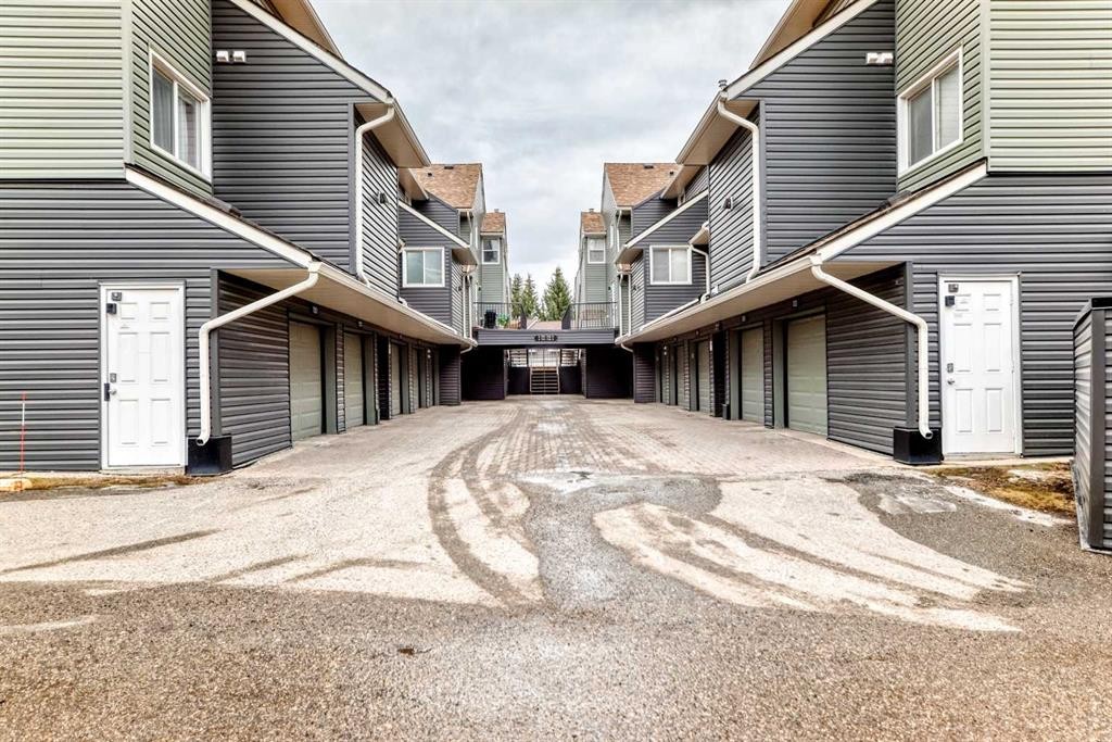 









36


Glamis

Green Southwest, 117,
Calgary,




AB
T3E6V1

