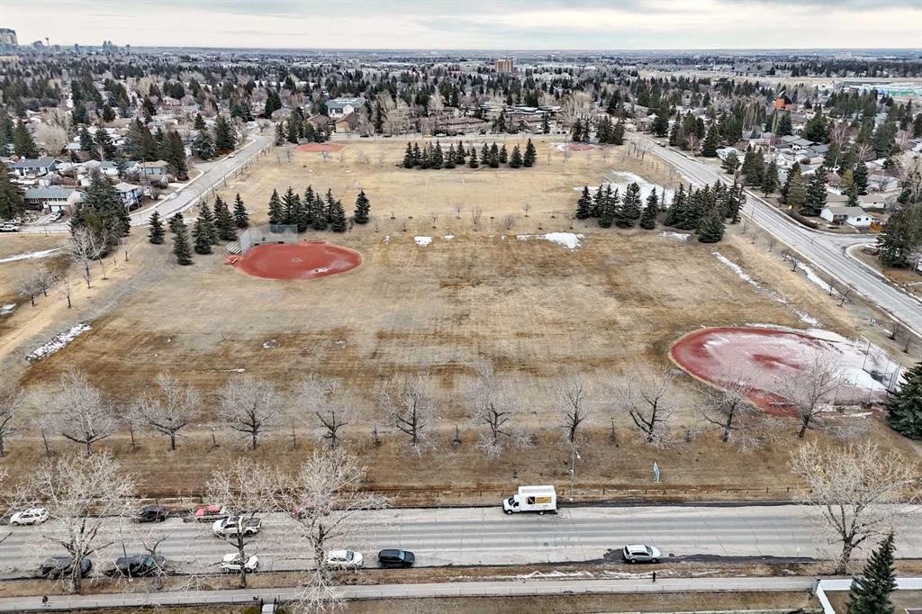 









36


Glamis

Green Southwest, 117,
Calgary,




AB
T3E6V1

