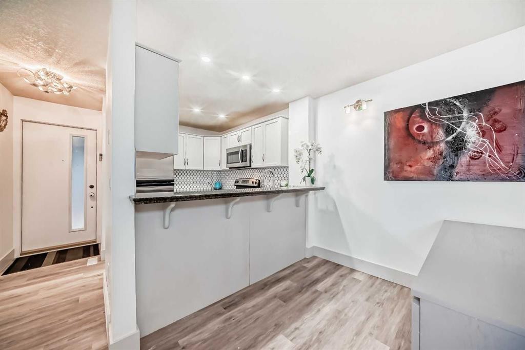 









36


Glamis

Green Southwest, 117,
Calgary,




AB
T3E6V1

