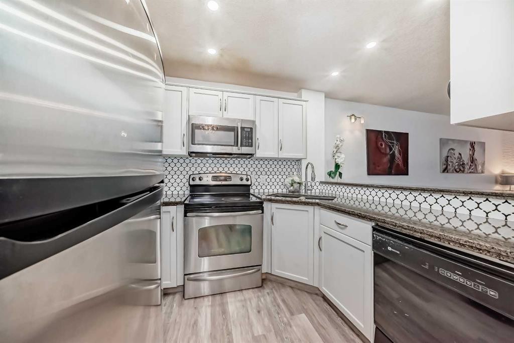 









36


Glamis

Green Southwest, 117,
Calgary,




AB
T3E6V1

